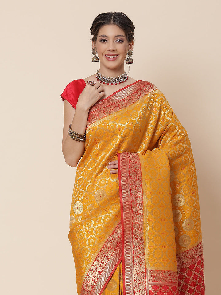 Bandhej Art Handloom Woven Saree