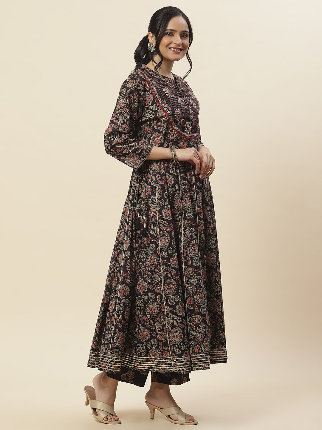 Floral Printed Cotton Kurta With Pants