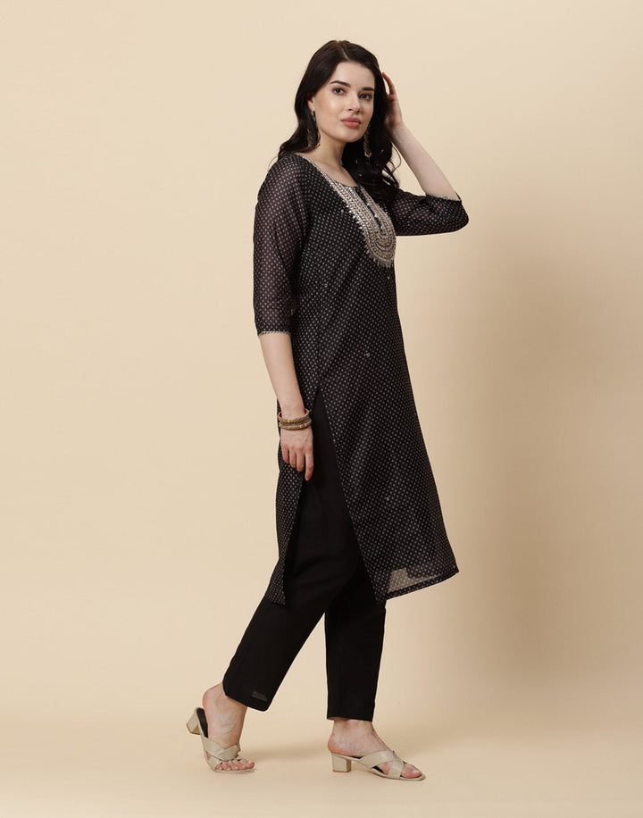Embroidered Chanderi Kurti With Pant
