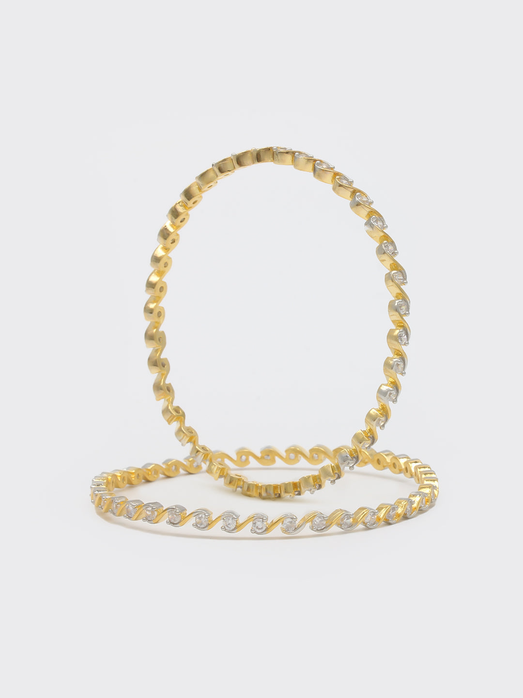 BANGLE (JEWELRY)