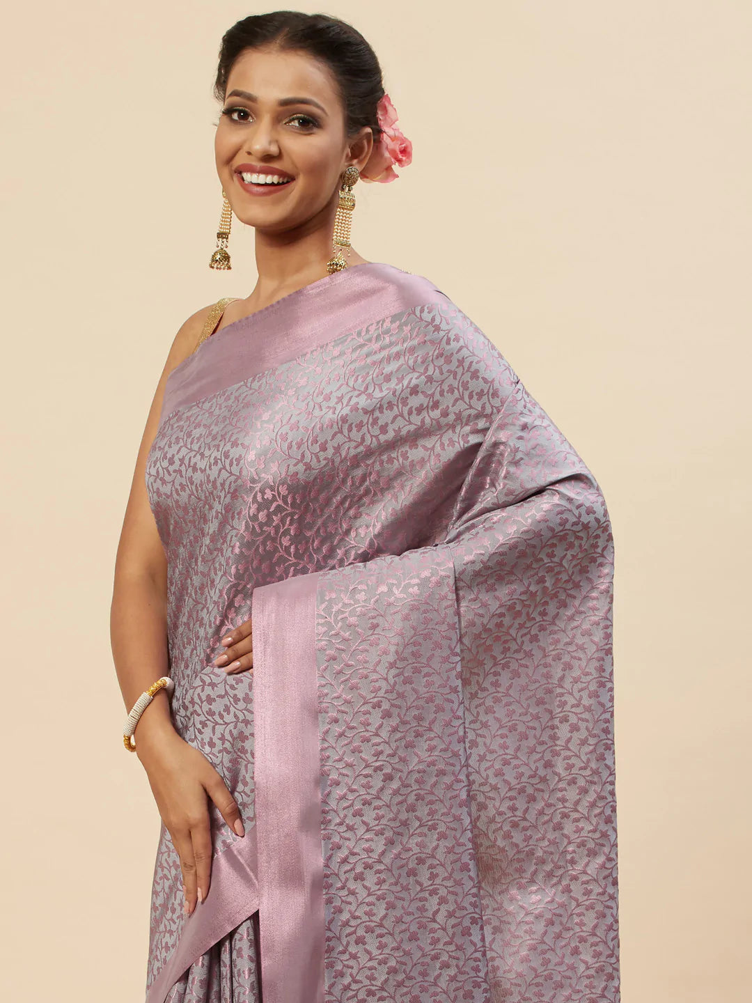 Jacquard Zari Border Handloom Woven Saree