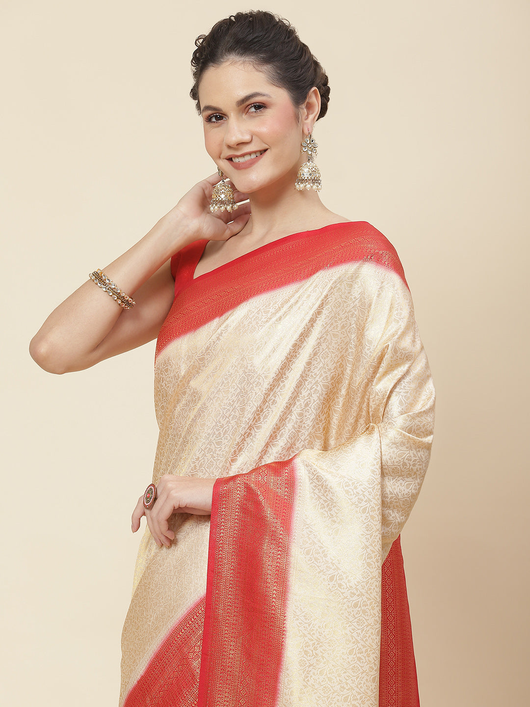 Zari Jaal Woven Handloom Saree