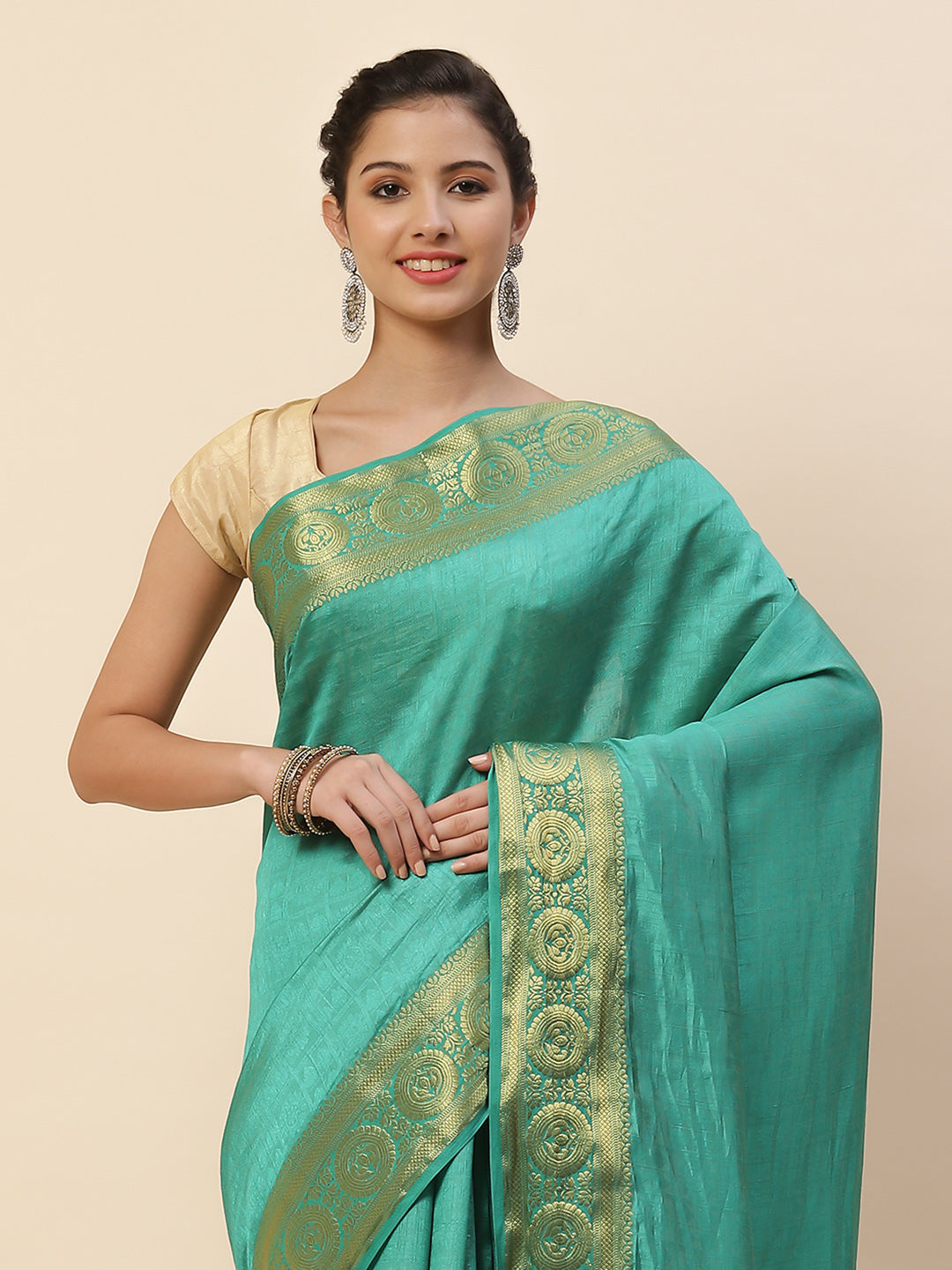 Plain Zari Border Art Handloom Woven Saree