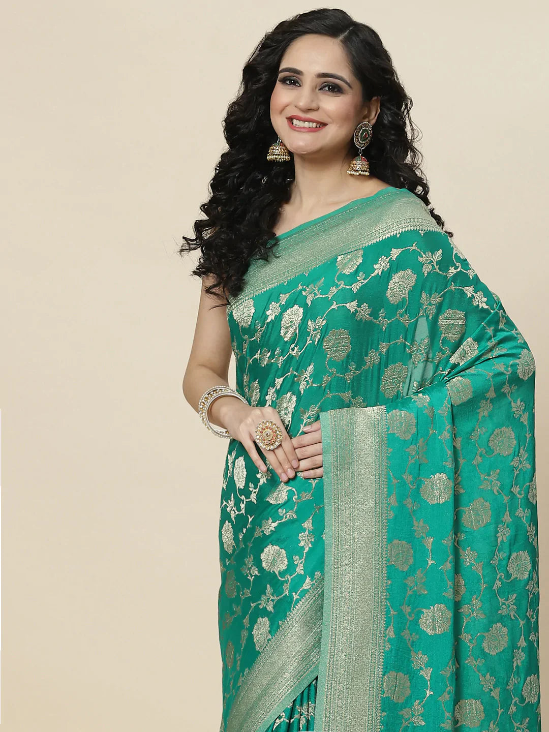 Floral Zari Jaal Georgette Plain Saree