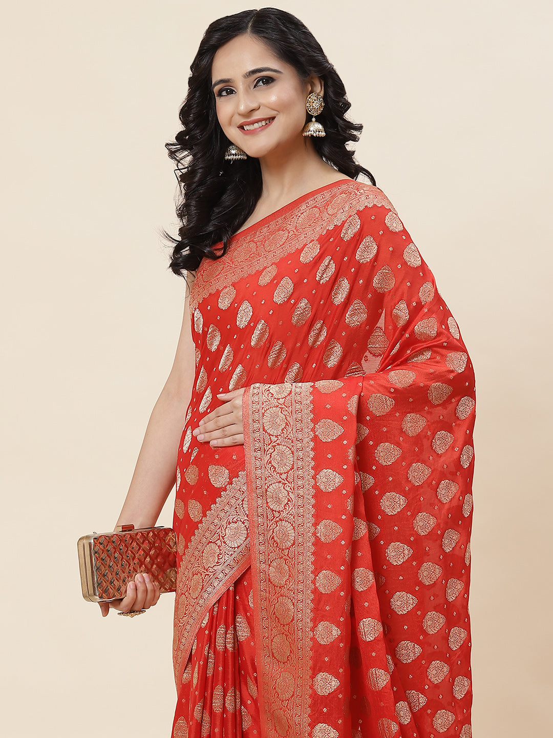Zari Border Plain Georgette Saree