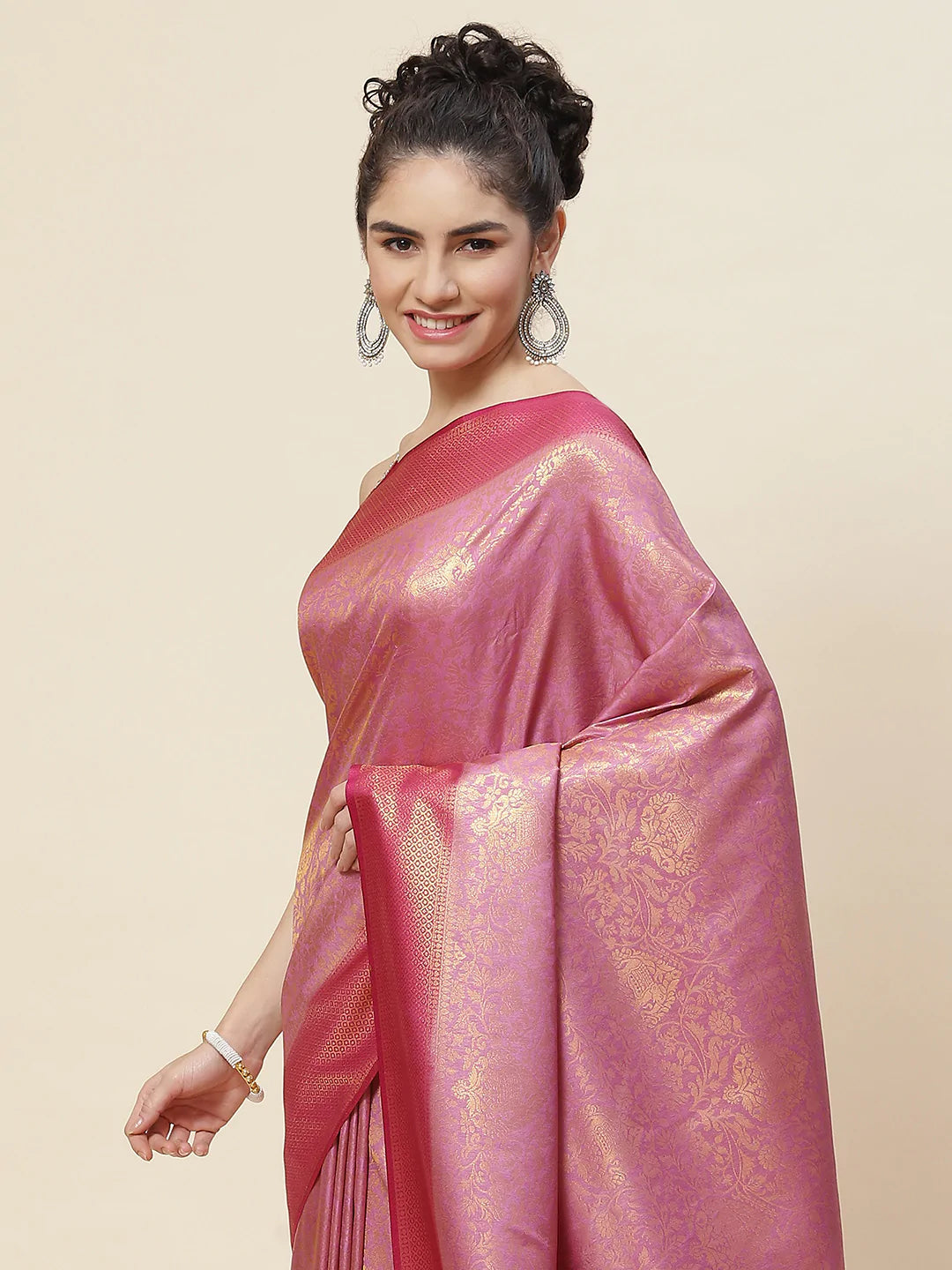 Zari Border Handloom Woven Saree