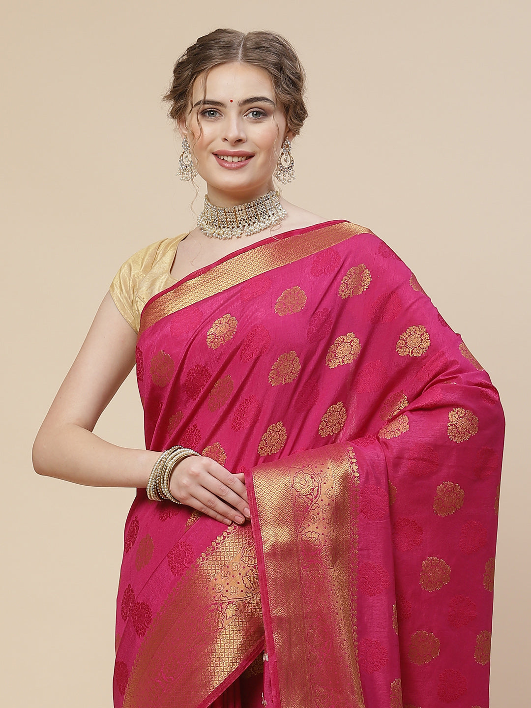 Zari Border Booti Art Handloom Woven Saree