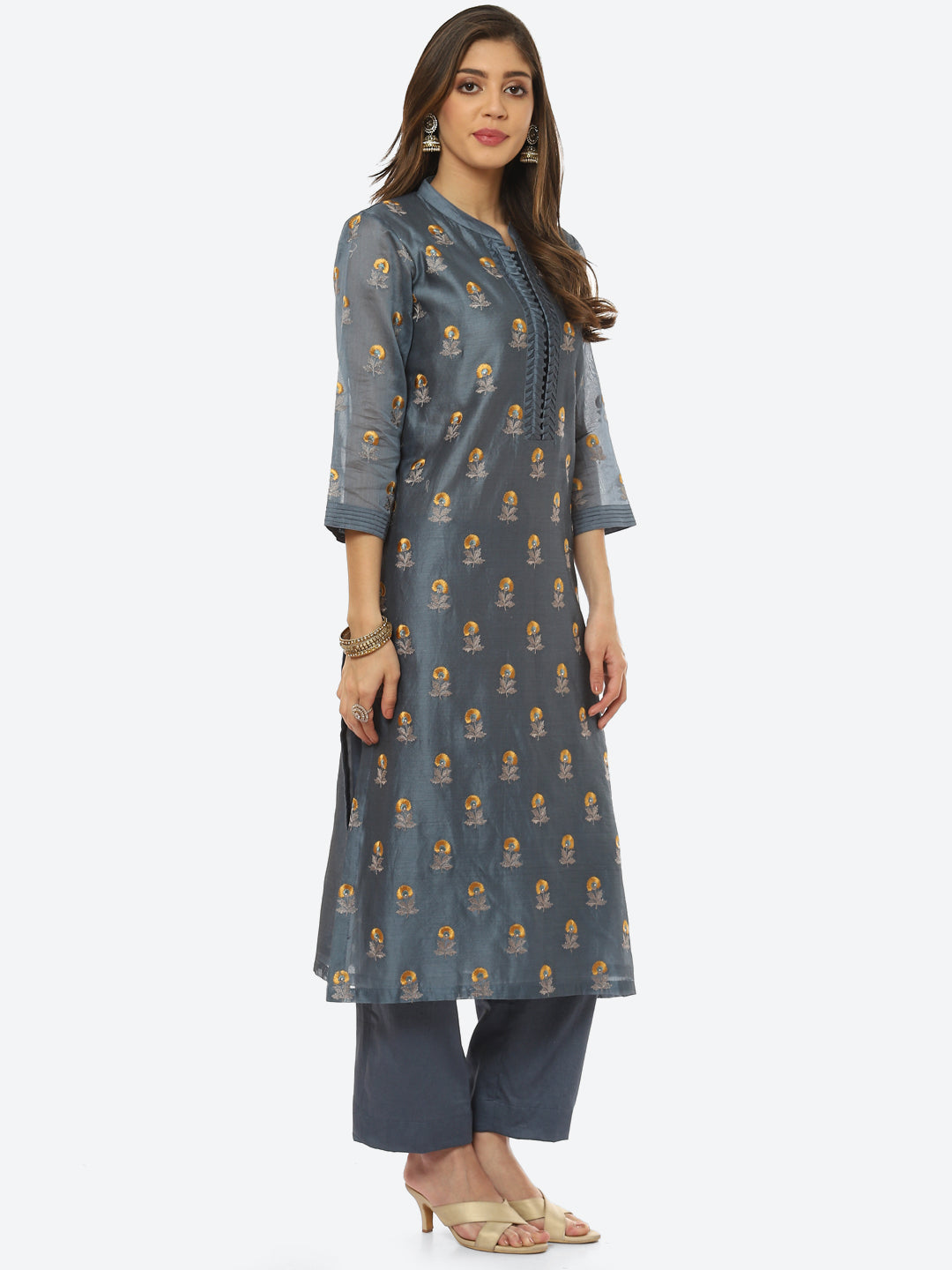 Resham Booti Cotton Kurta With Pant &amp; Dupatta