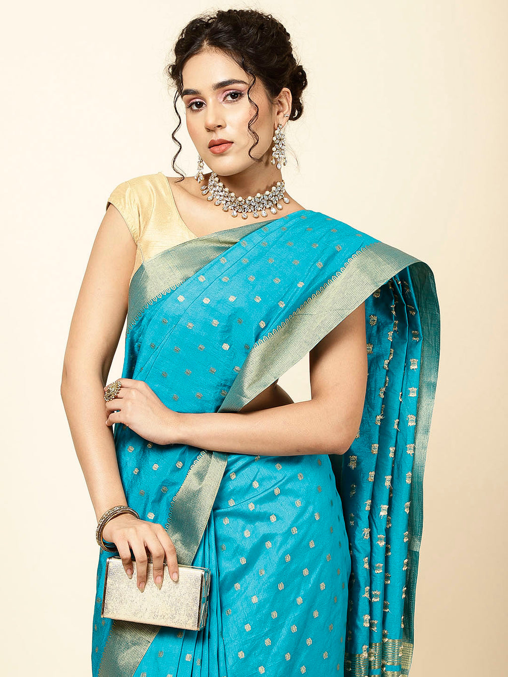 Zari Border Booti Woven Handloom Saree