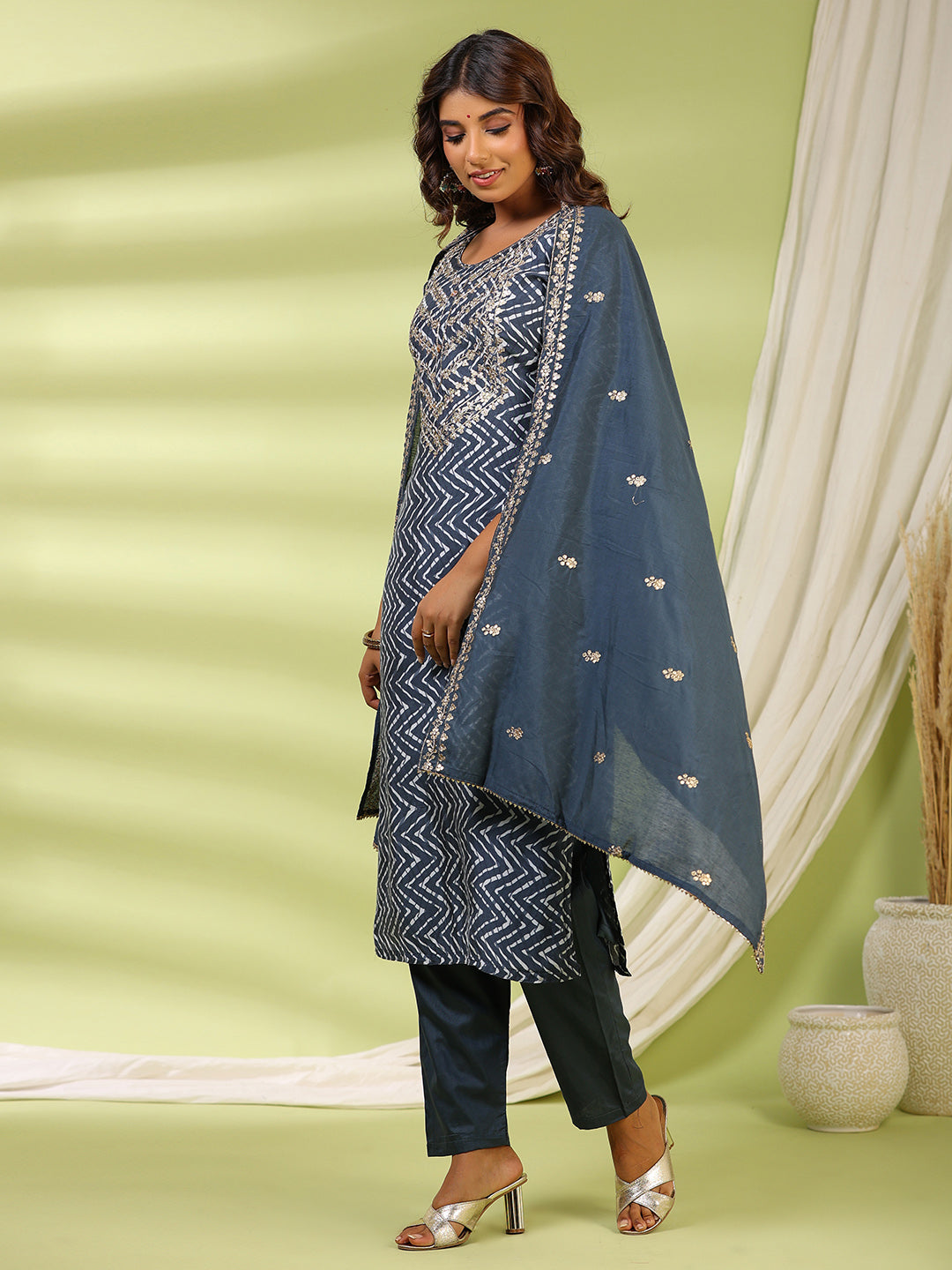 Printed Muslin Kurta With Pants &amp; Dupatta