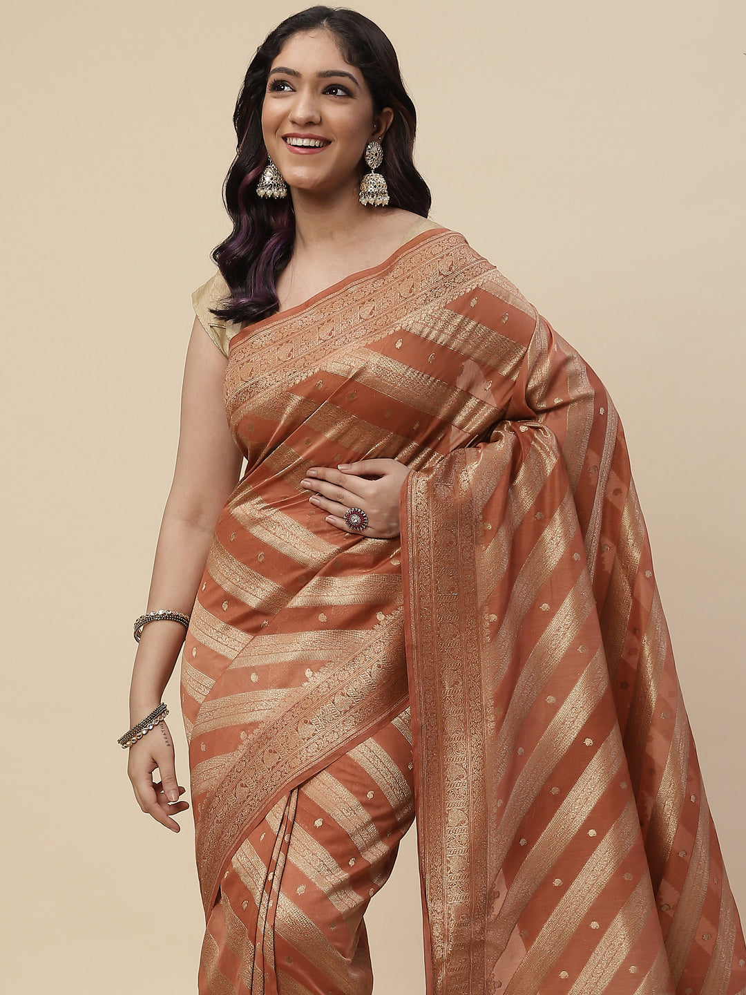Zari Jaal Cotton Woven Saree