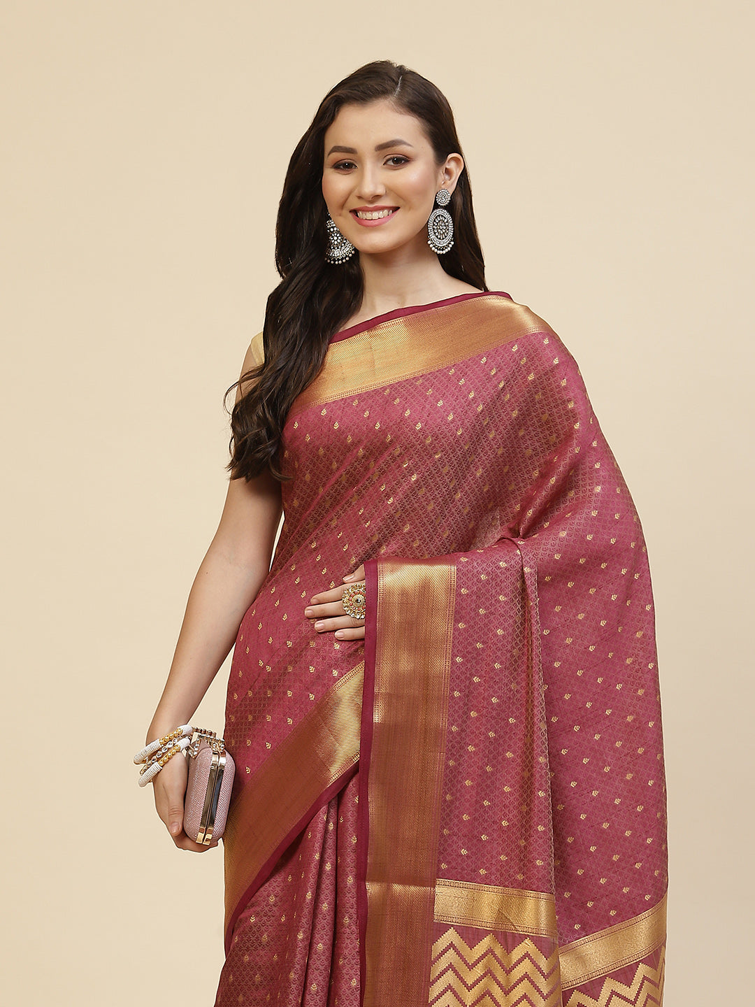 Zari Border Booti Handloom Woven Saree