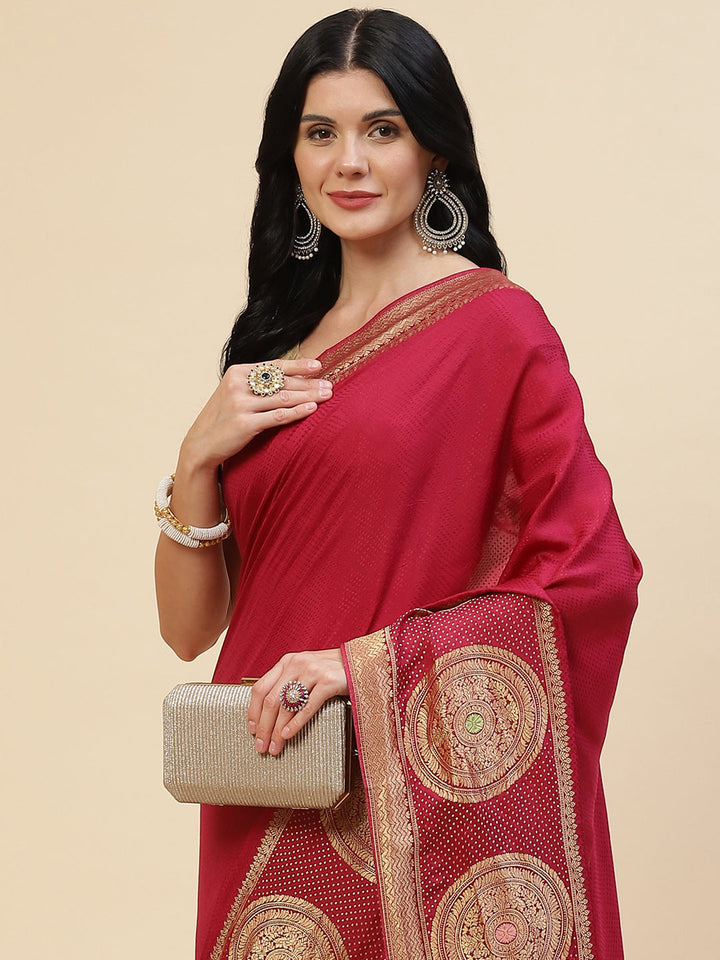 Zari Border Booti Banarasi Woven Saree