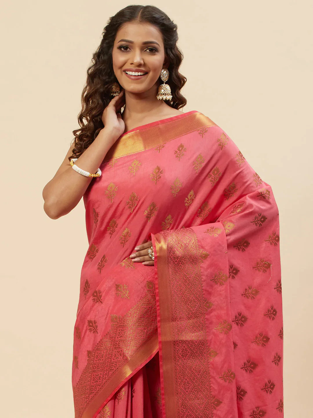 Zari Booti Handloom Woven Saree