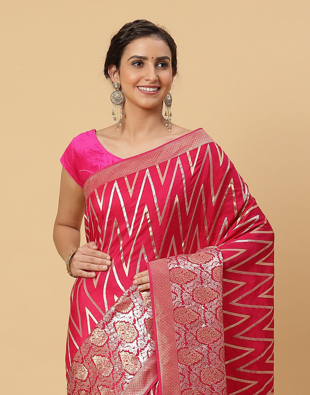 Zari Jaal Banarsi Plain Saree