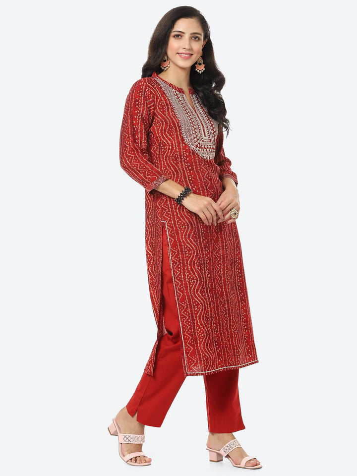 Zari Embroidered Bandhej Printed Muslin Kurti With Pant