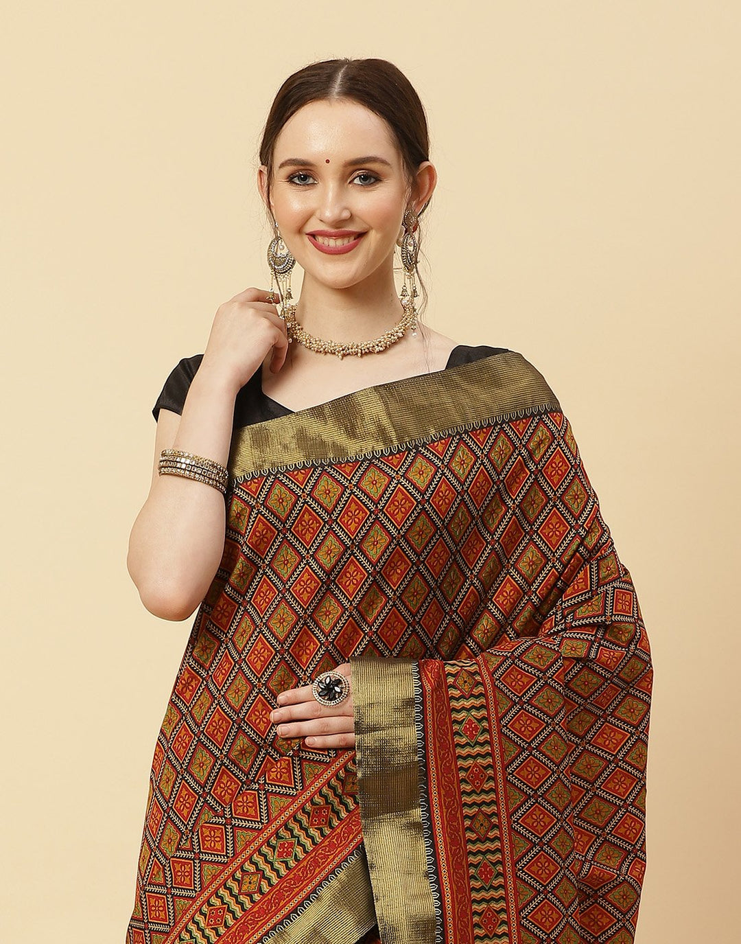 Printed Art Handloom Dupion Zari Booti Border Saree