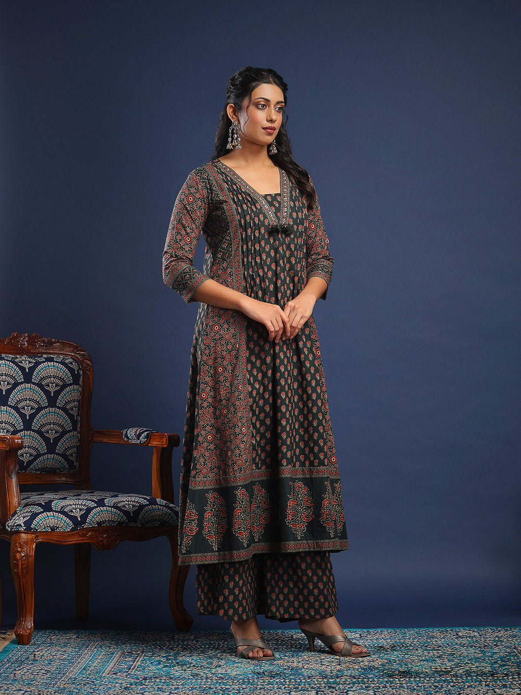 Bottle Green Cotton Blend Printed Straight Suit Set