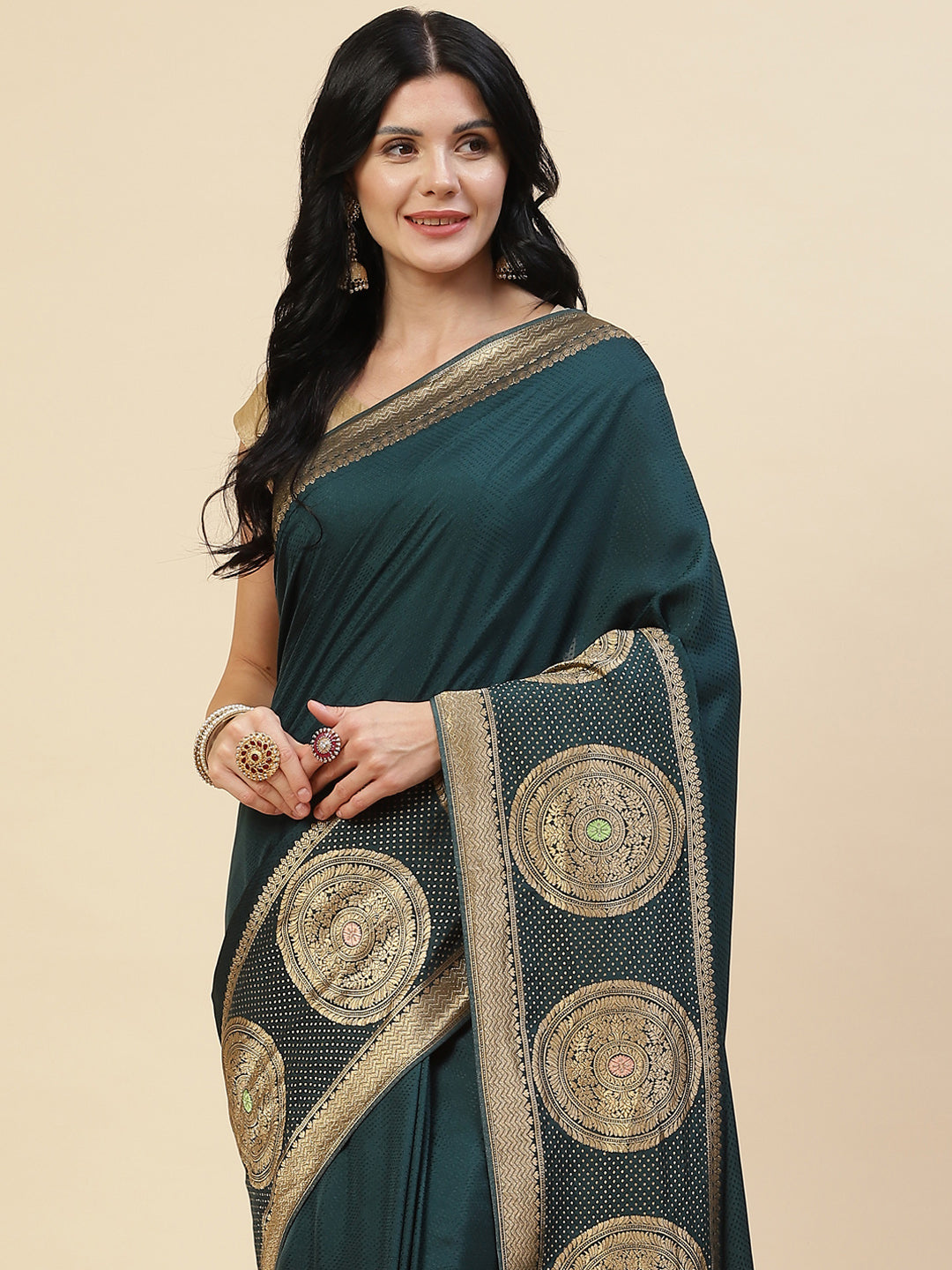 Zari Border Booti Banarasi Woven Saree