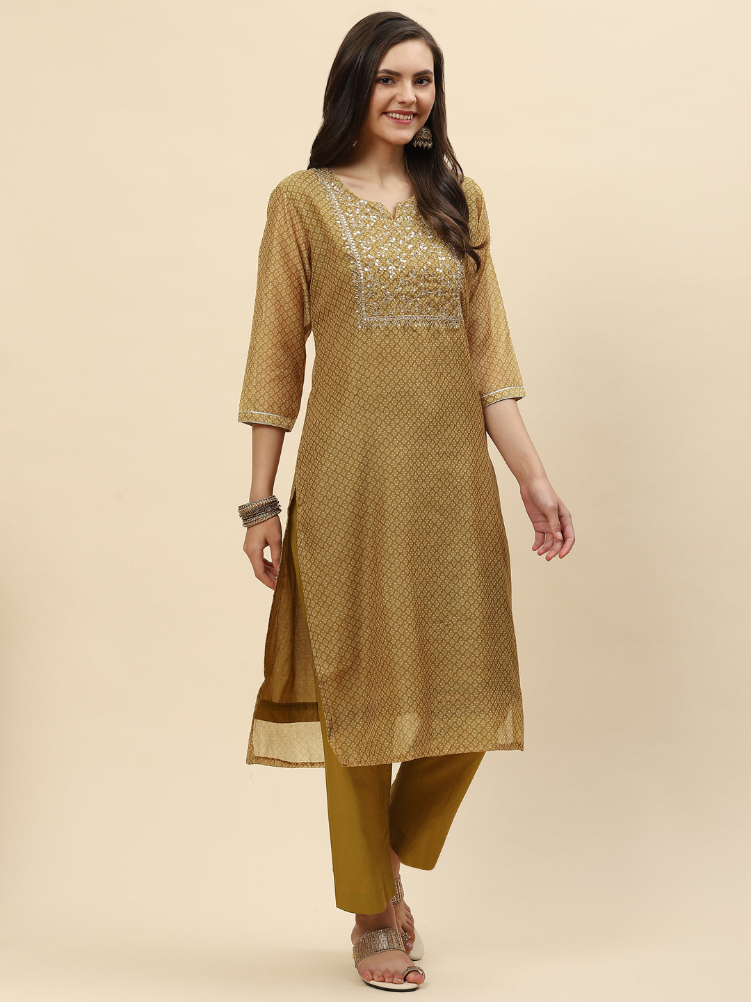 Neck Embroidered &amp; Floral Printed Chanderi Kurta With Pants