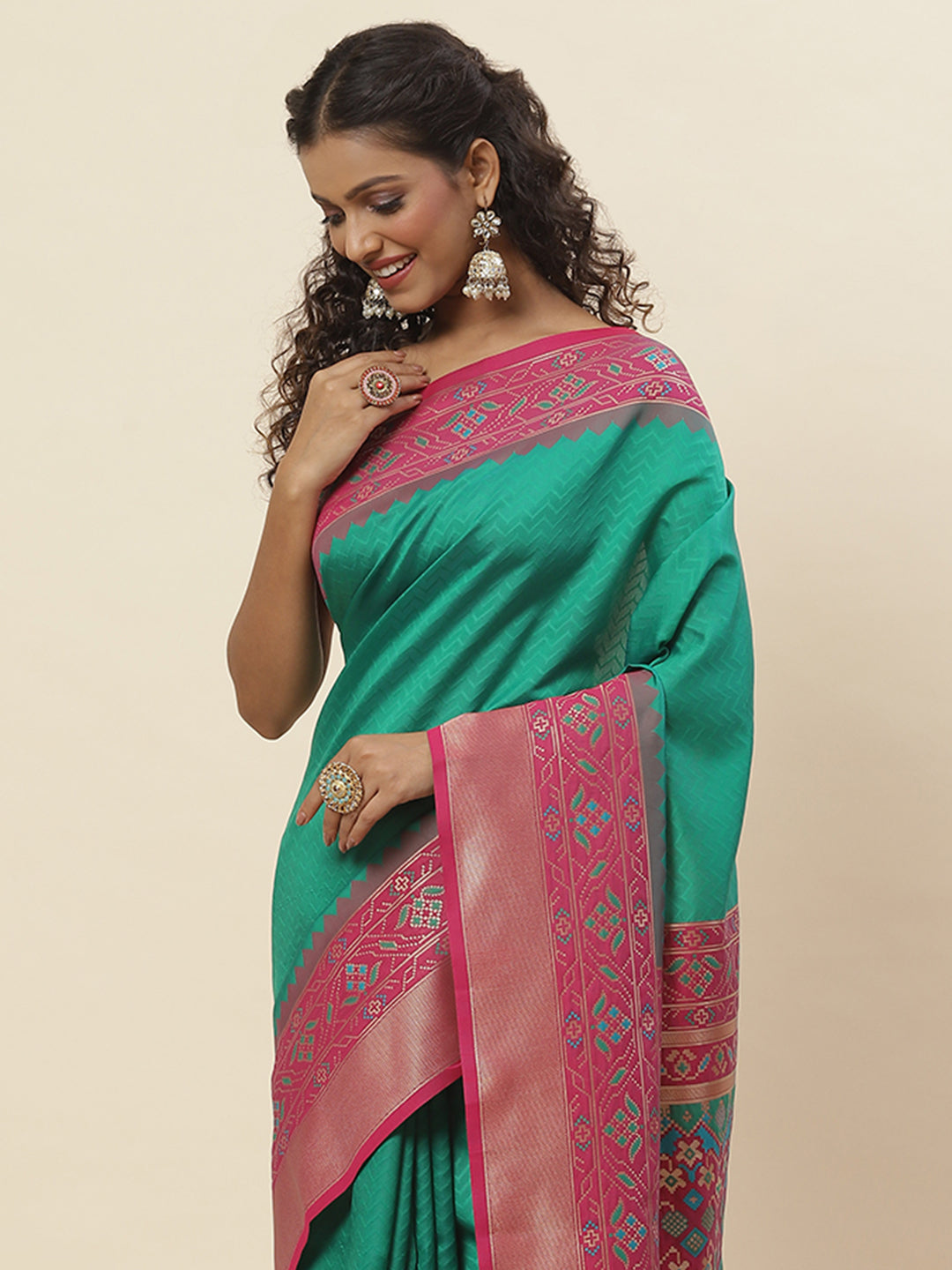 Zari Jaal Woven Handloom Saree