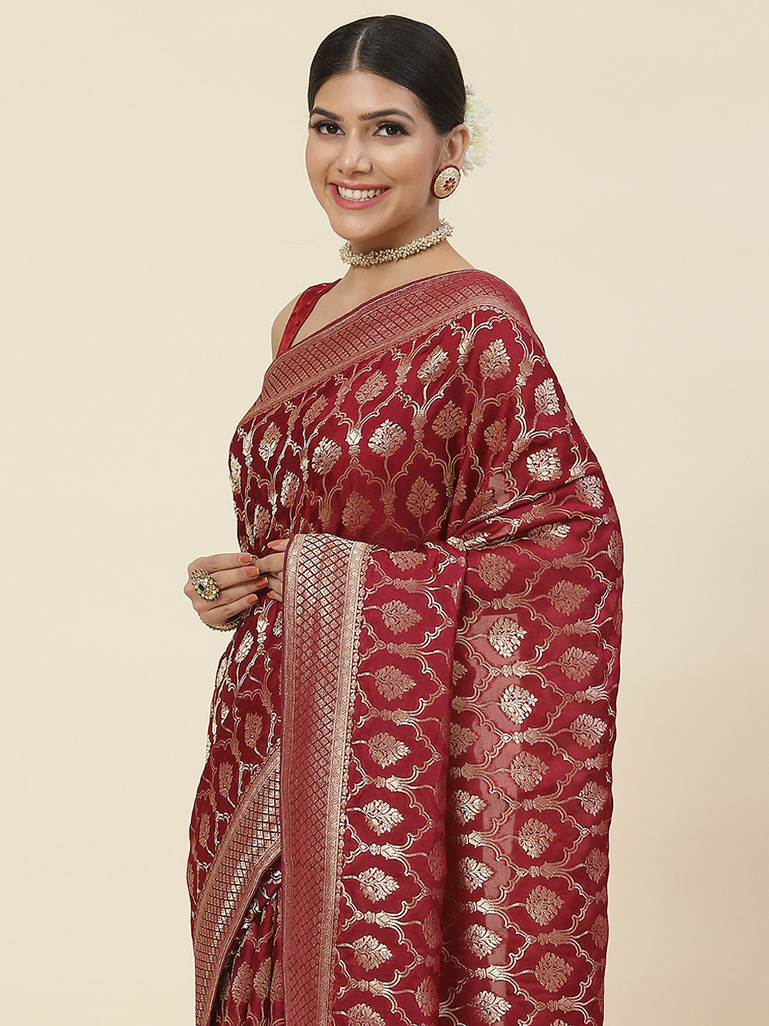 Zari Jaal Organza Woven Saree