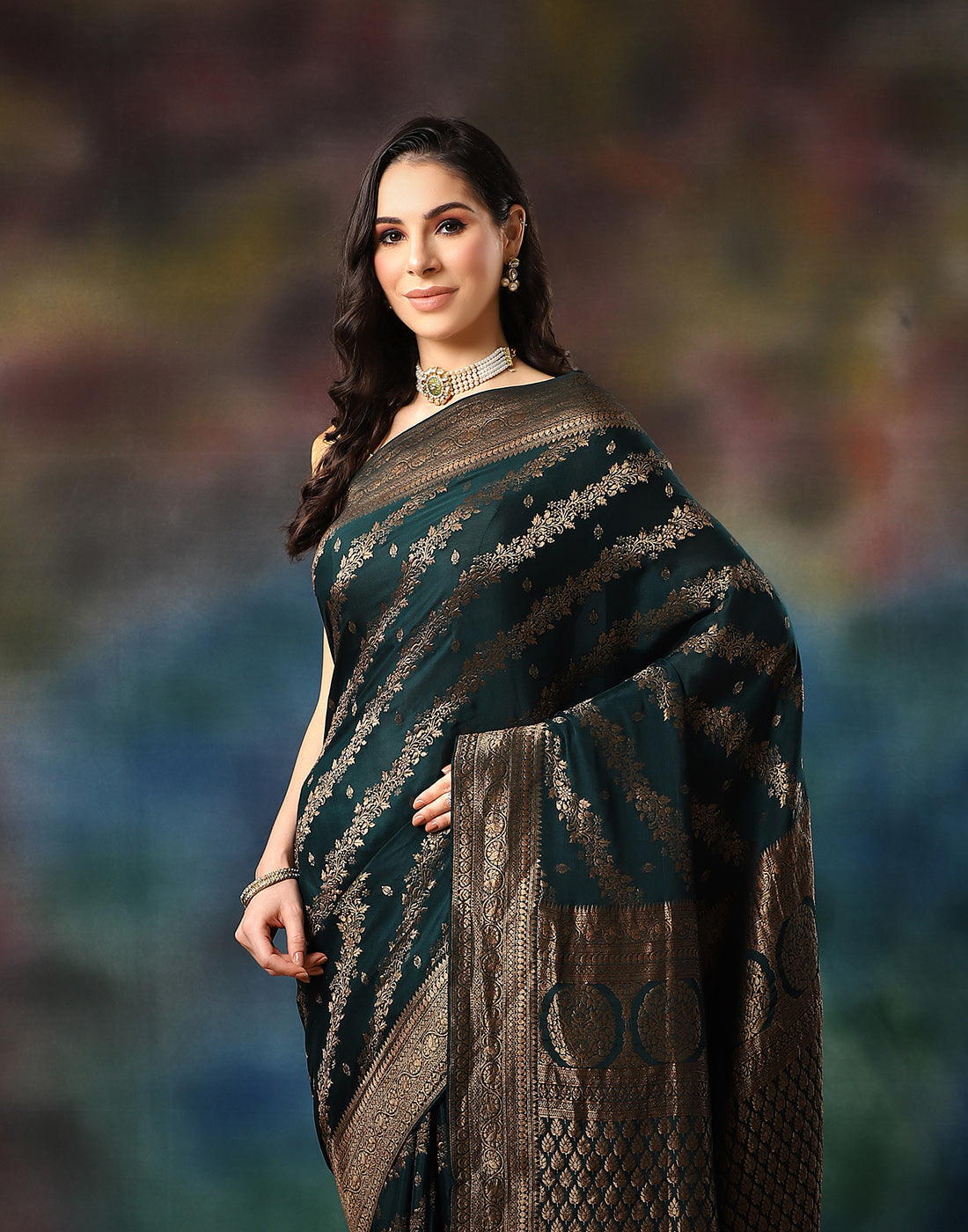 Beautiful Antique Zari Jaal Crepe Saree