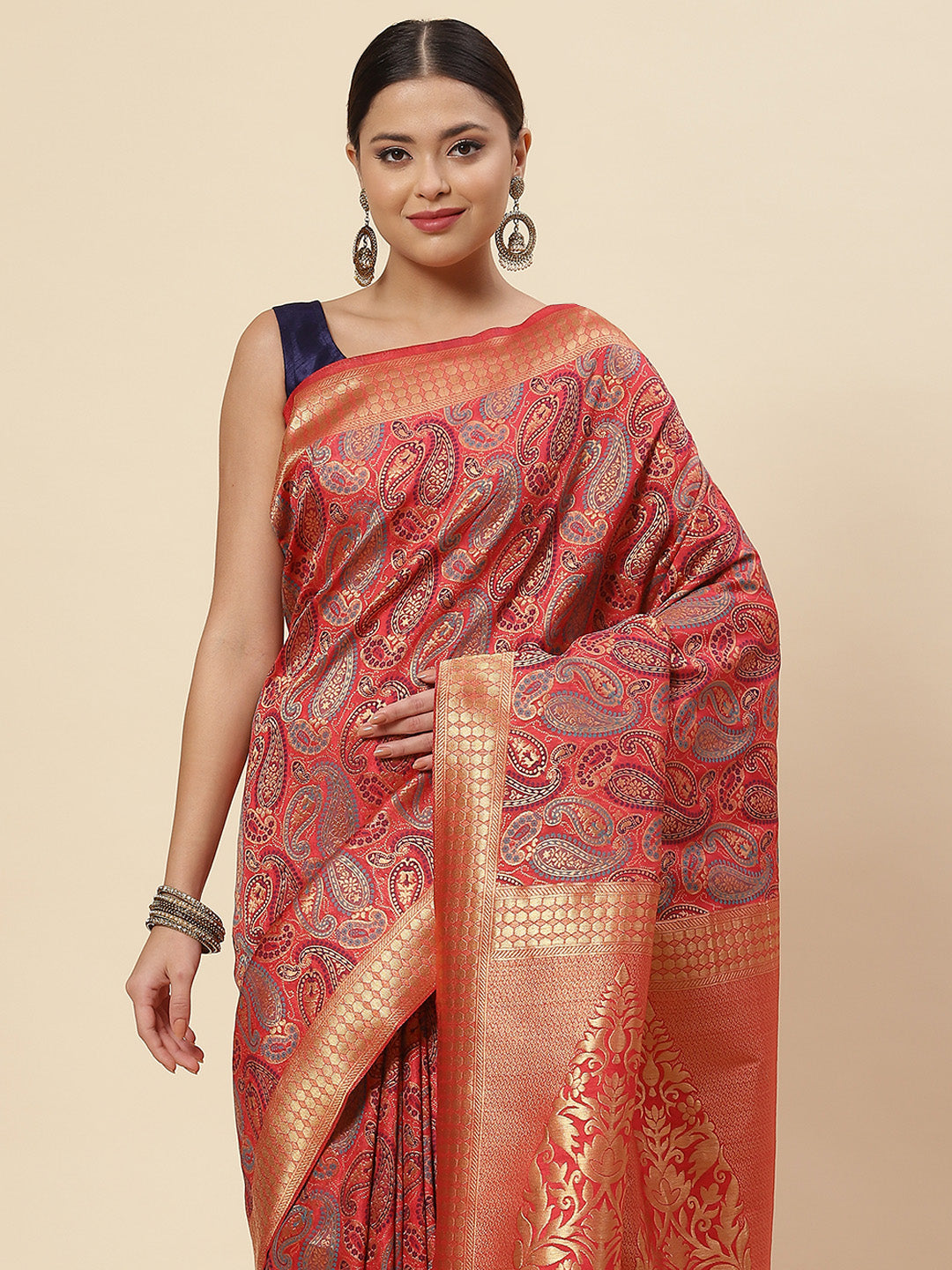 Zari Jaal Handloom Woven Saree