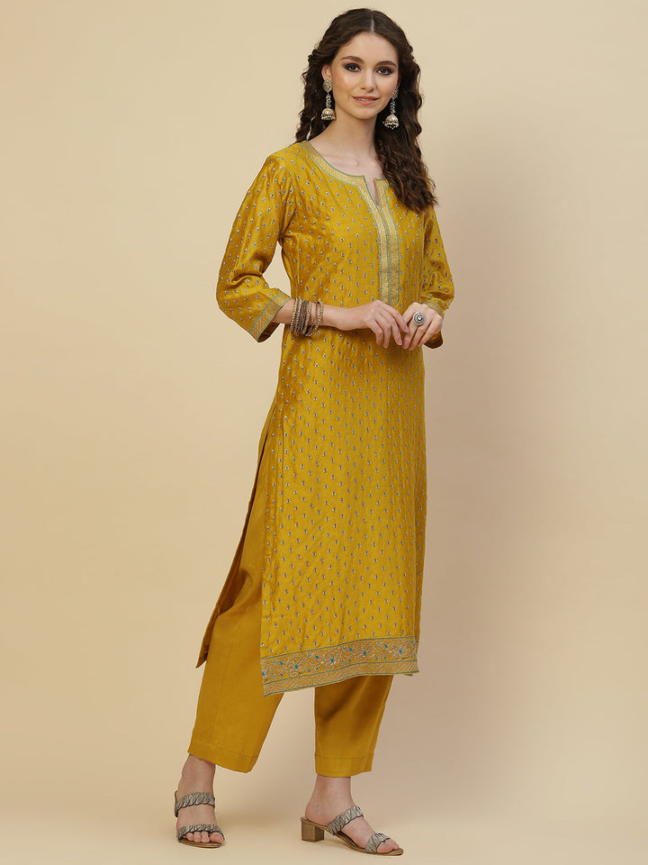 Resham Booti Cotton Kurta With Pants &amp; Dupatta