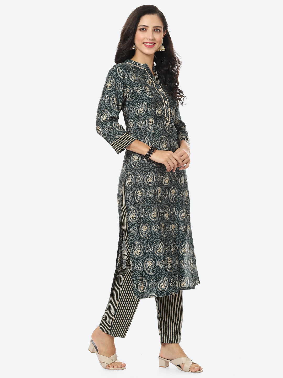 Paisley Printed Muslin Kurti With Pant