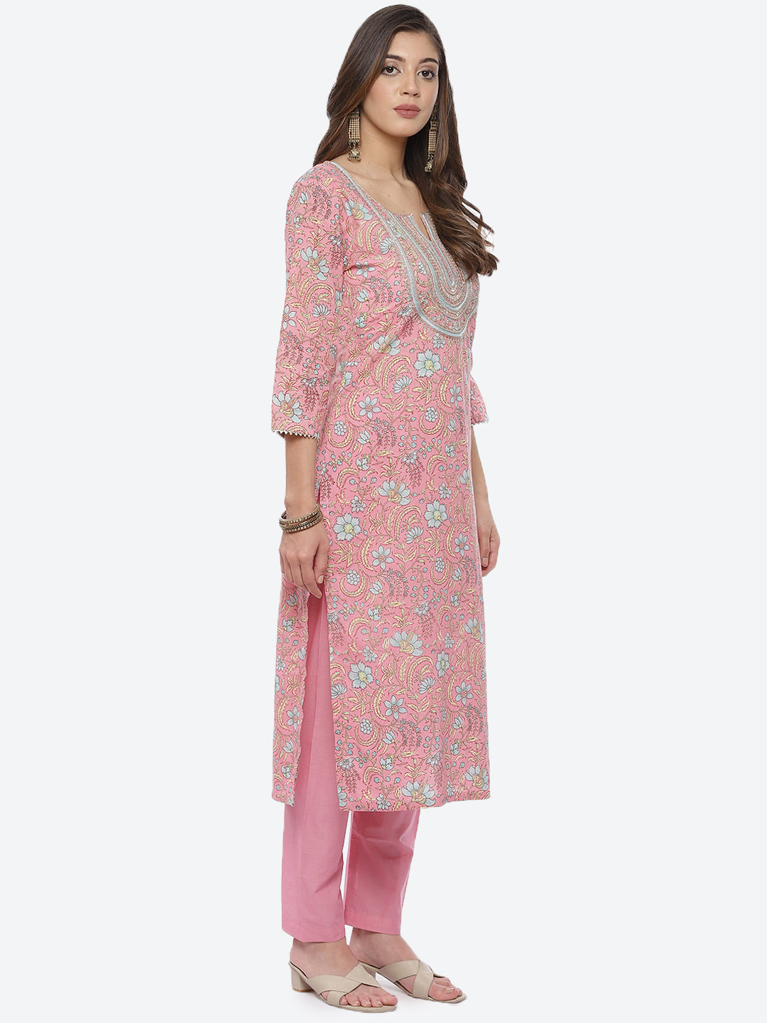 Zari Neck Embroidered Cotton Kurta With Pant