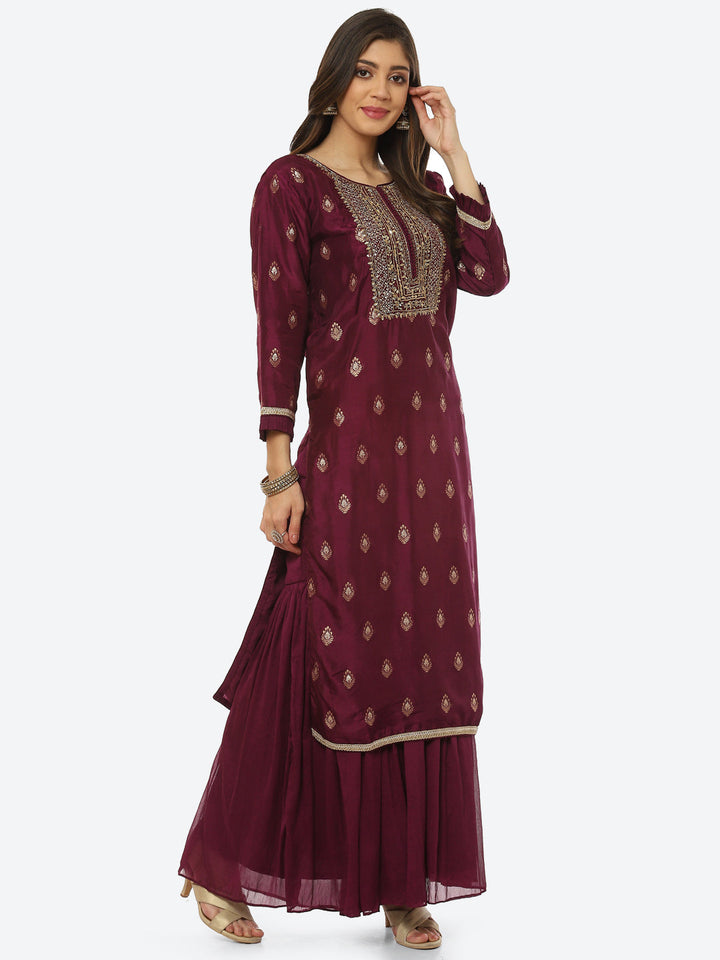 Zari Booti Neck Zari Embroidered Handloom Kurta With Palazzo &amp; Dupatta