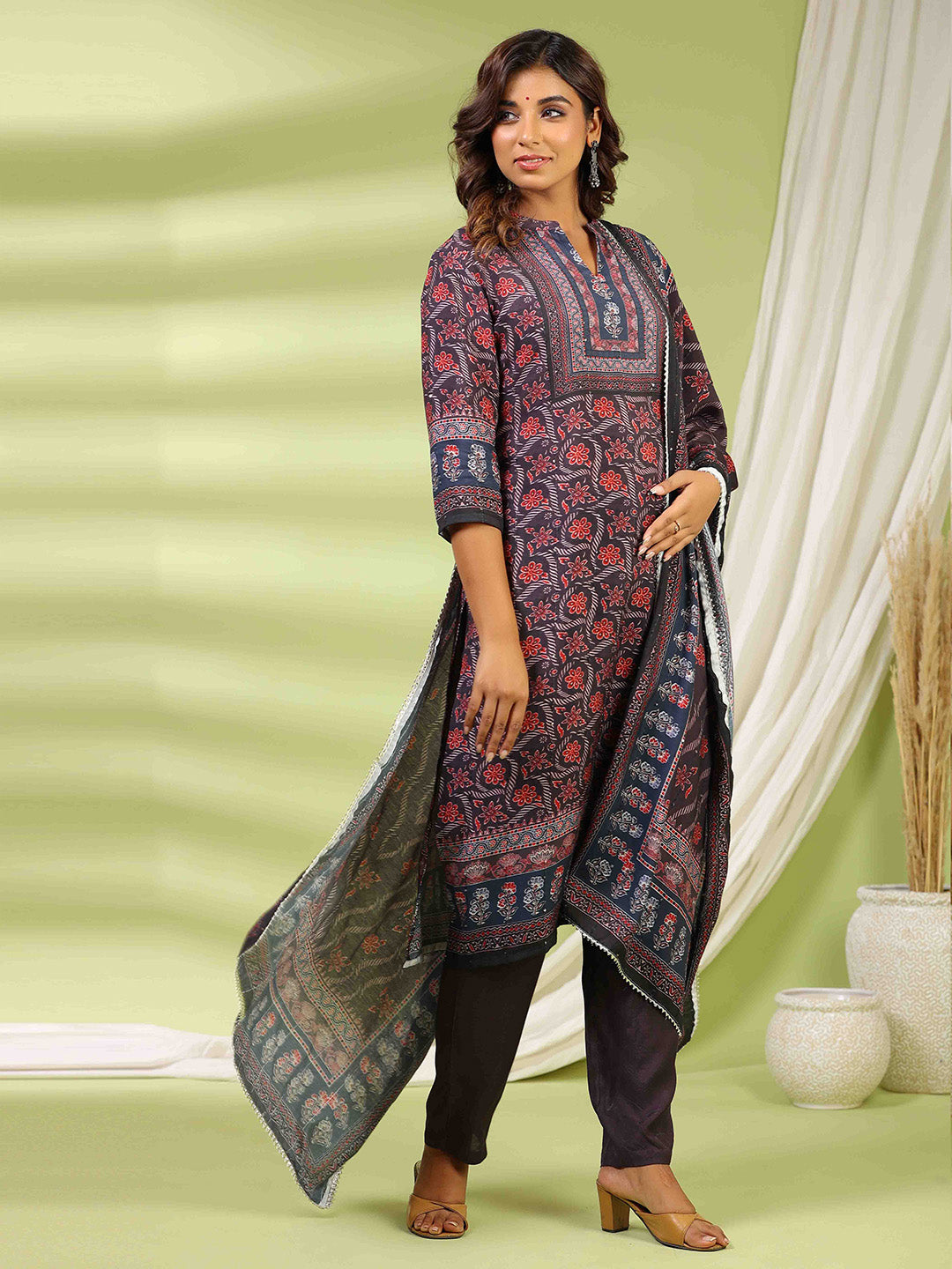 Printed Muslin Kurta With Pants &amp; Dupatta