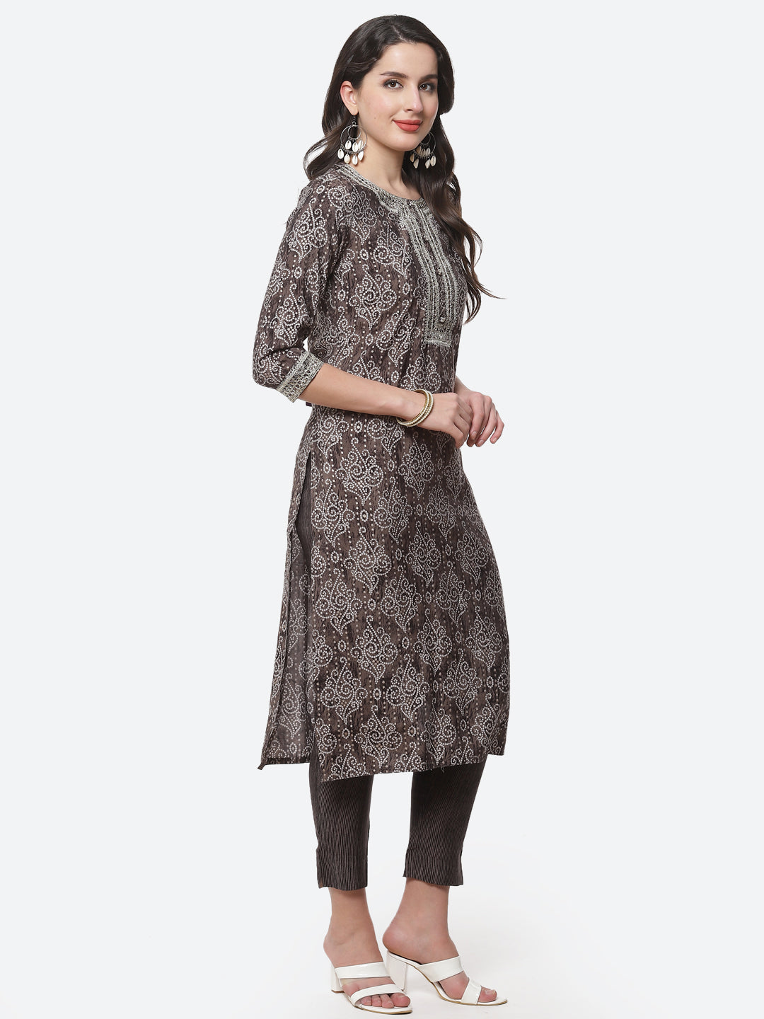 Bandhani Printed Zari Neck Cotton Kurti With Pant