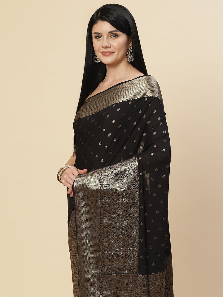 Zari Booti Crepe Plain Saree
