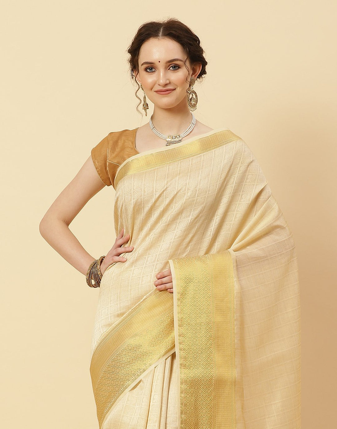 Woven Art Handloom Plain Zari Border Saree