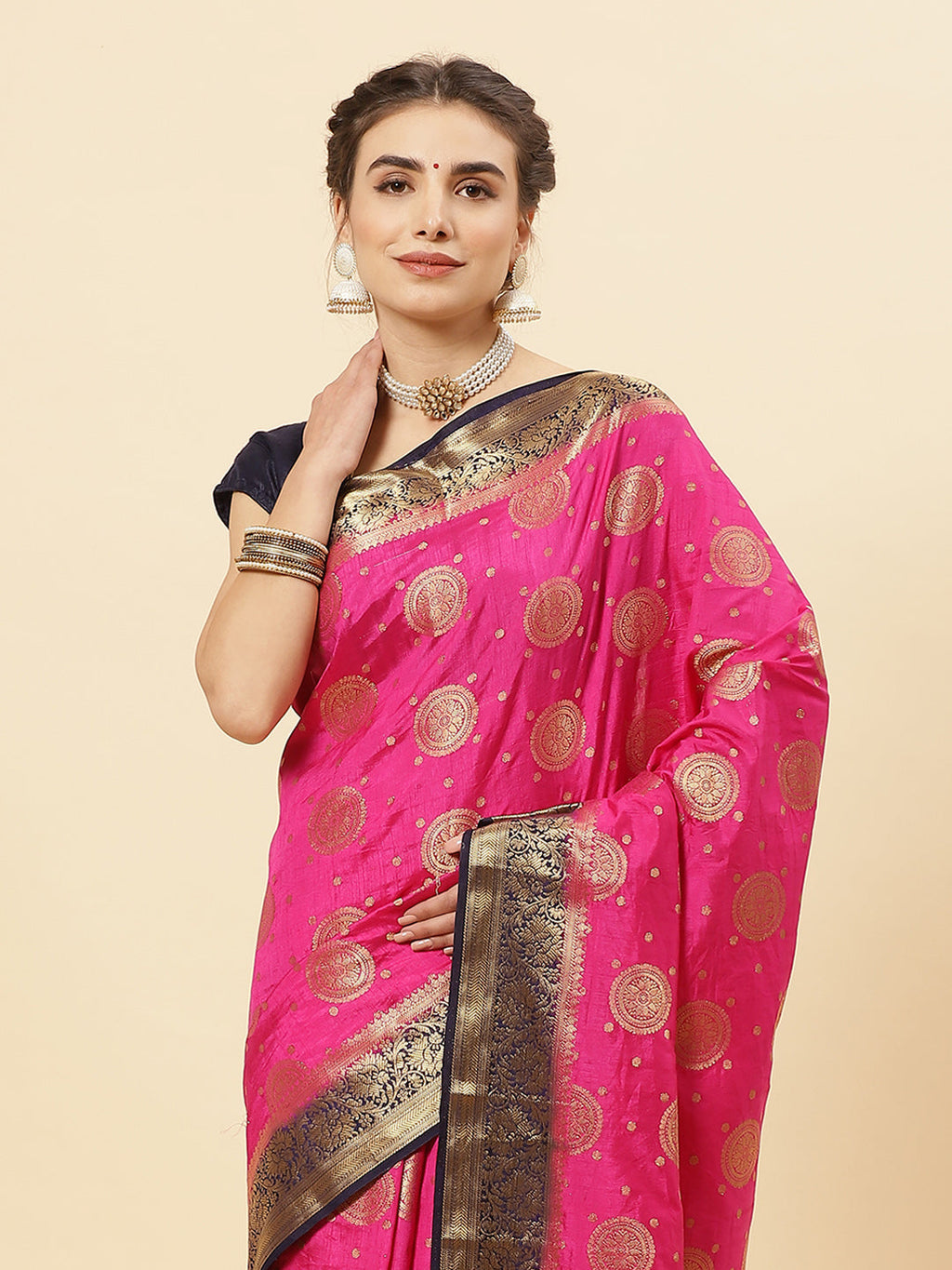 Art Handloom Saree with Zari Border Booti