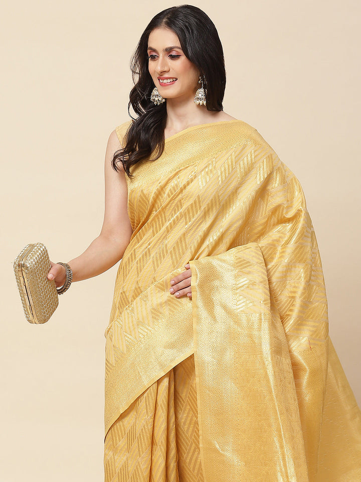Zari Jaal Woven Cotton Saree