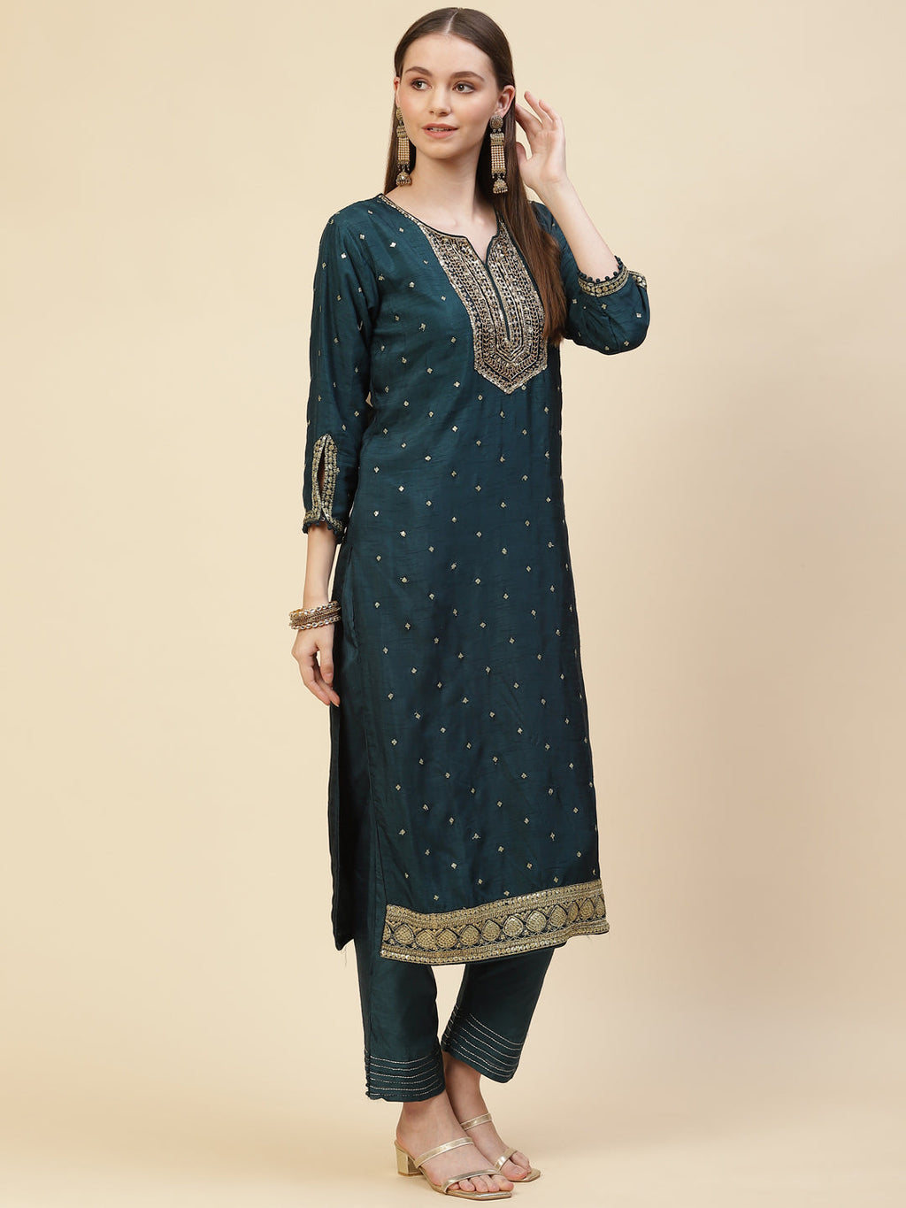 Zari Booti Handloom Kurta With Pants & Dupatta