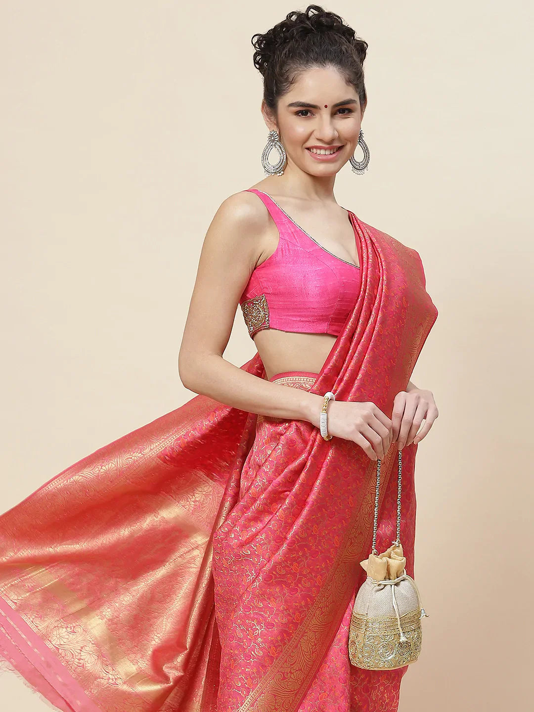 Zari Jaal Handloom Woven Saree
