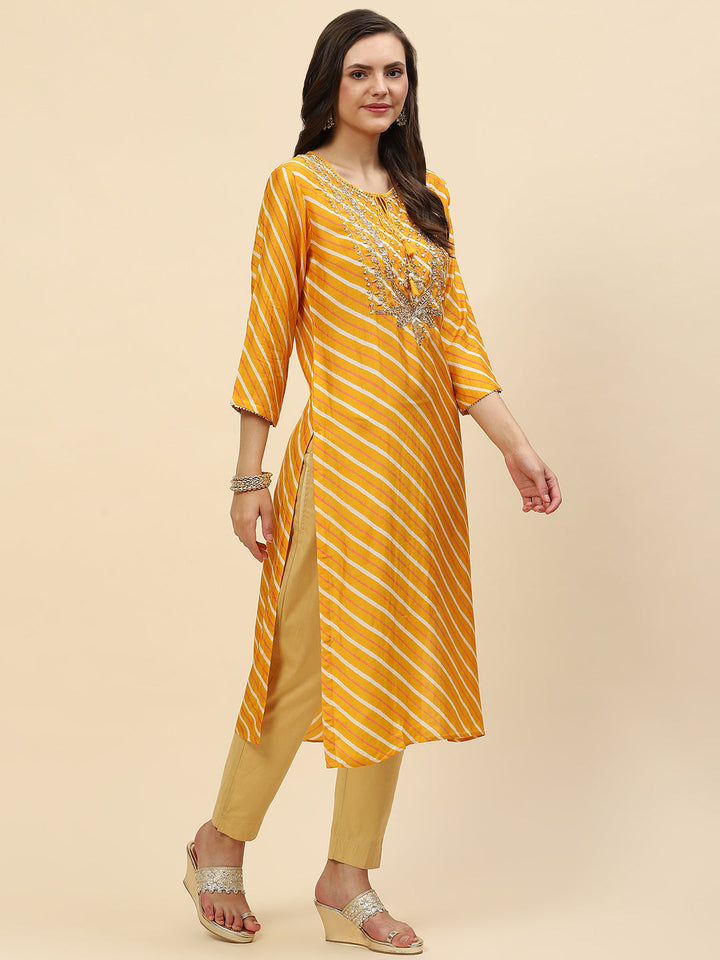 Neck Embroidered &amp; Printed Muslin Kurta