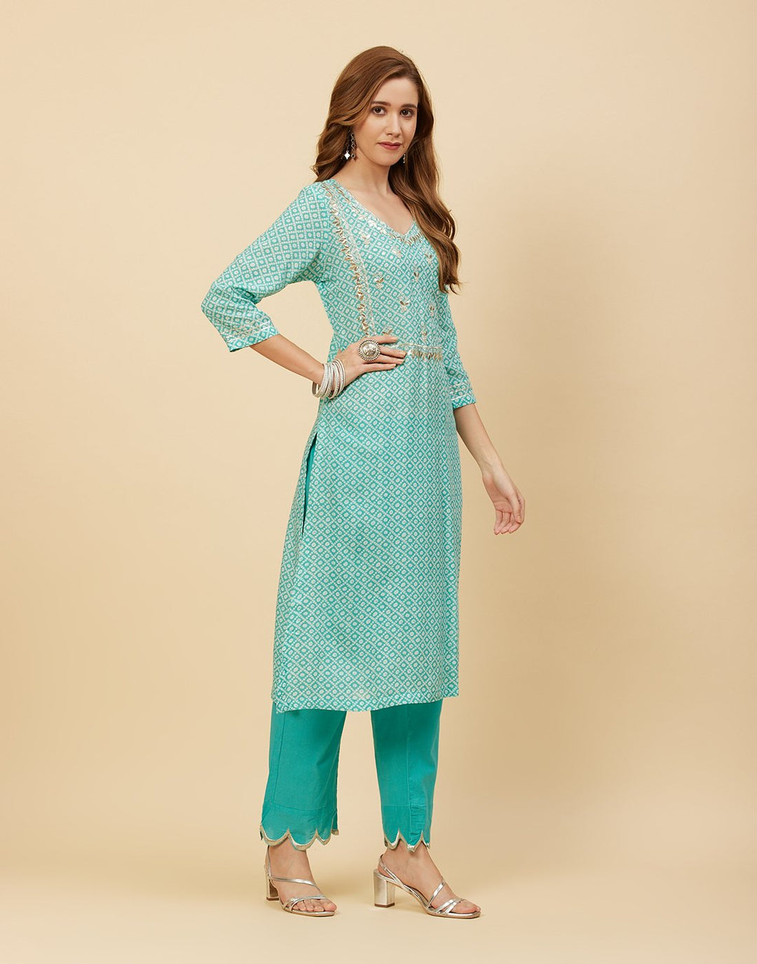 Embroidered Cotton Muslin Kurti With Pant