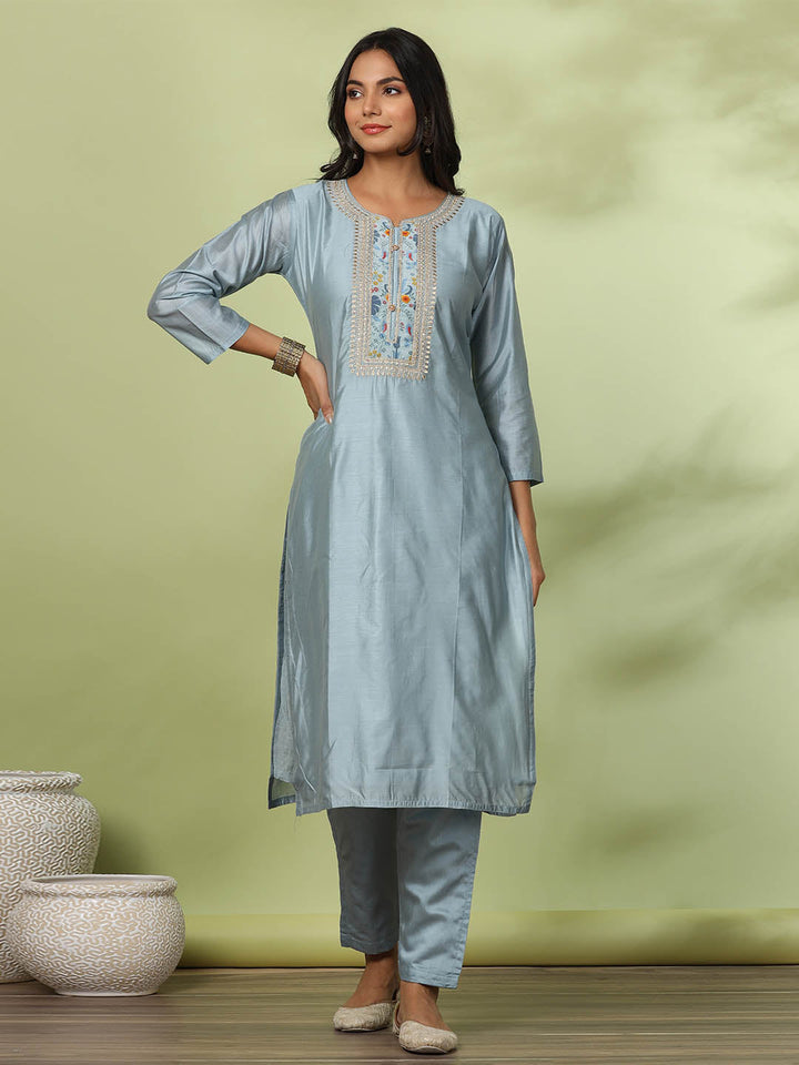 Neck Embroidered Chanderi Kurta With Pants &amp; Dupatta