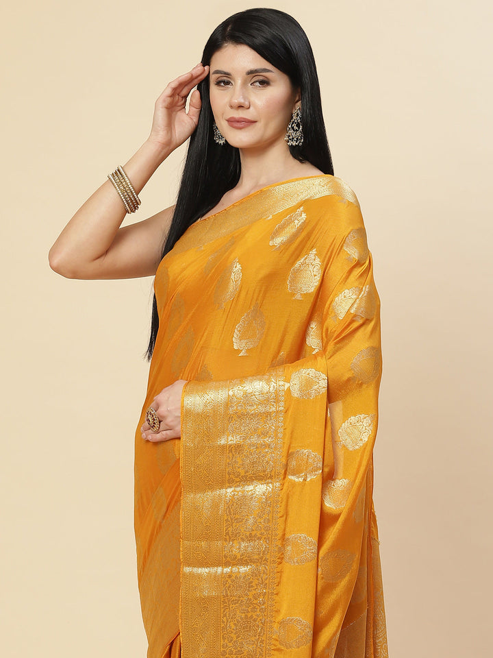 Zari Booti Crepe Plain Saree