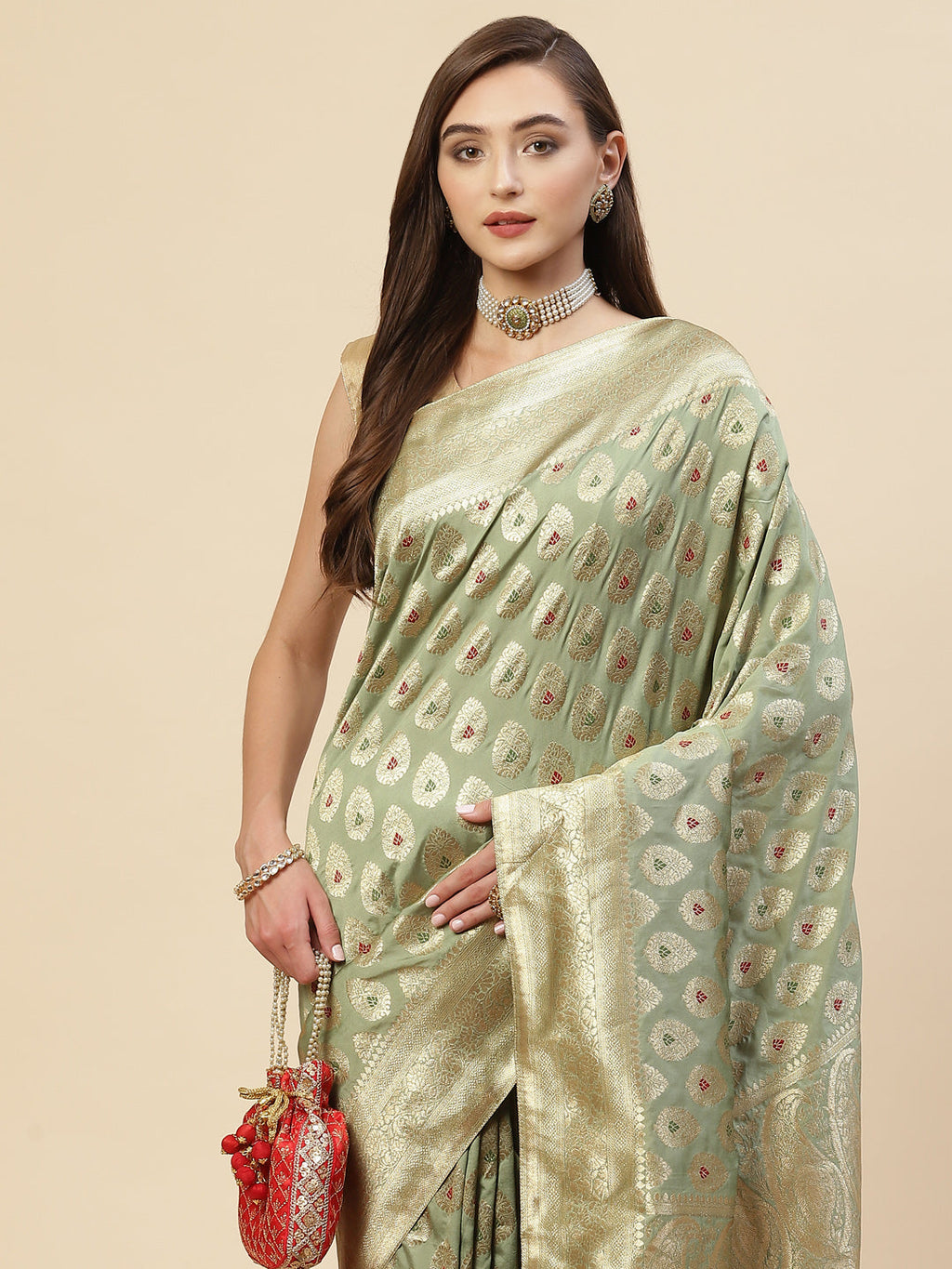 Zari Border Booti Handloom Woven Saree