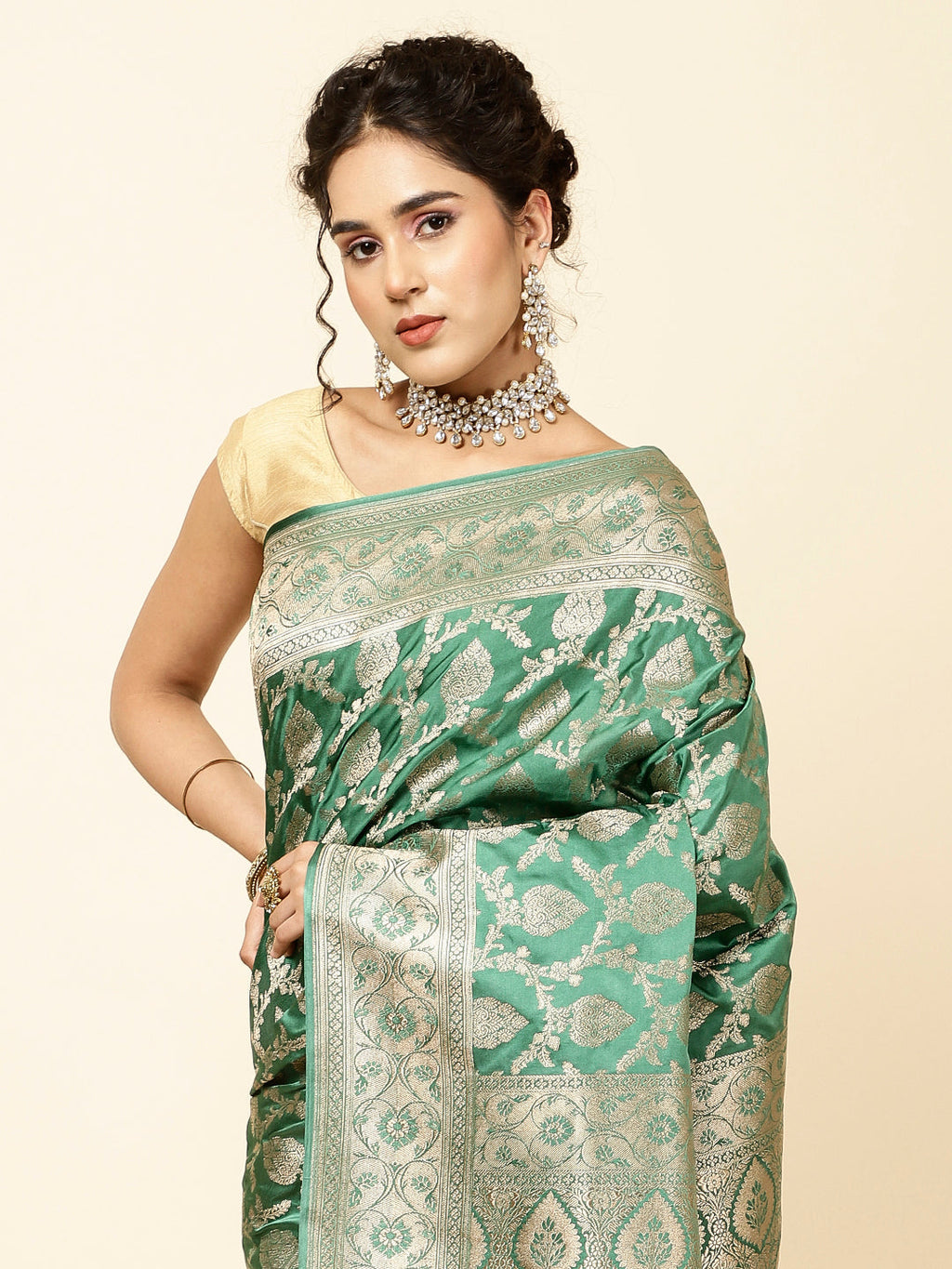 Zari Jaal Woven Banarsi Saree