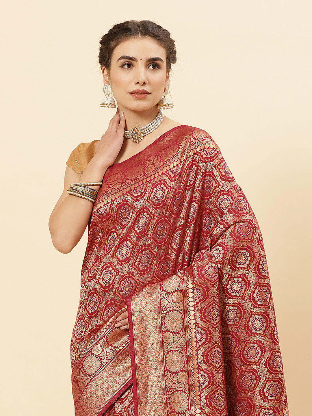 Bandhez Art Handloom Saree with Zari Border
