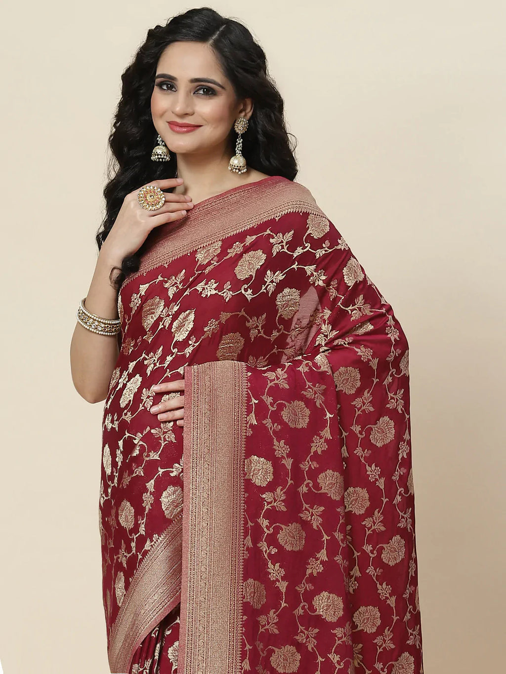 Floral Zari Jaal Georgette Plain Saree