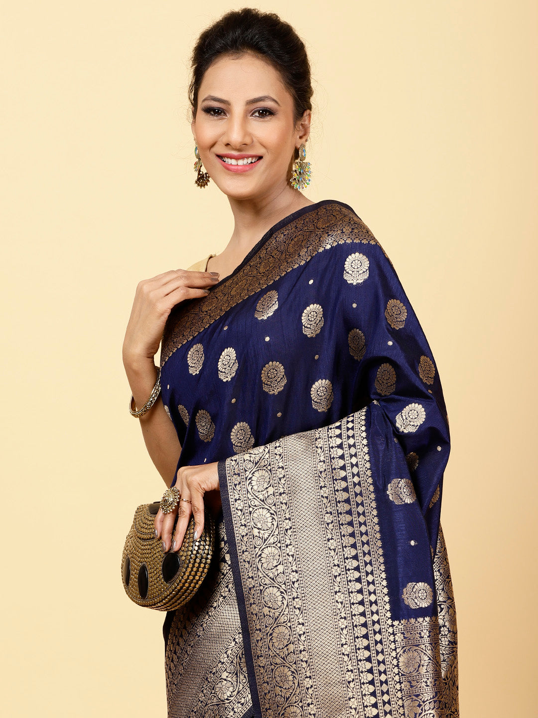 Floral Booti Handloom Woven Saree