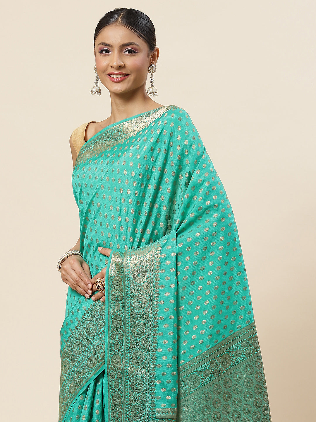 Zari Booti Woven Handloom Saree